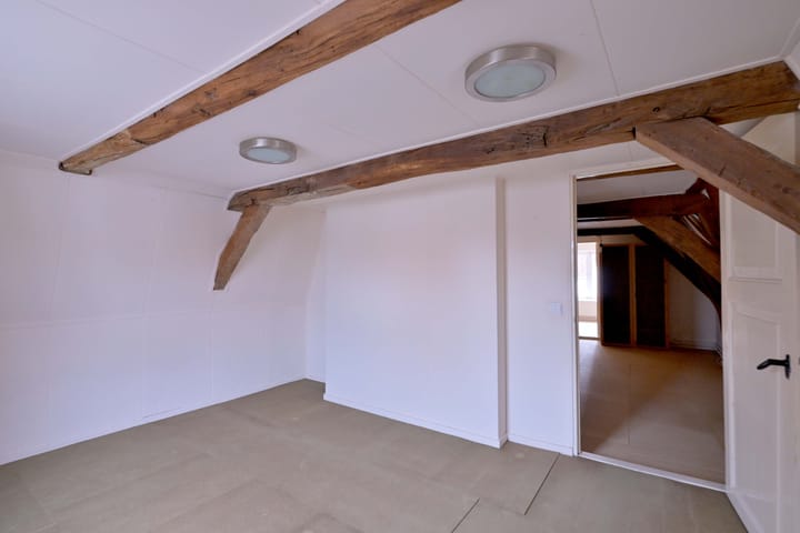 Photo 26 of Menstraat 15-A