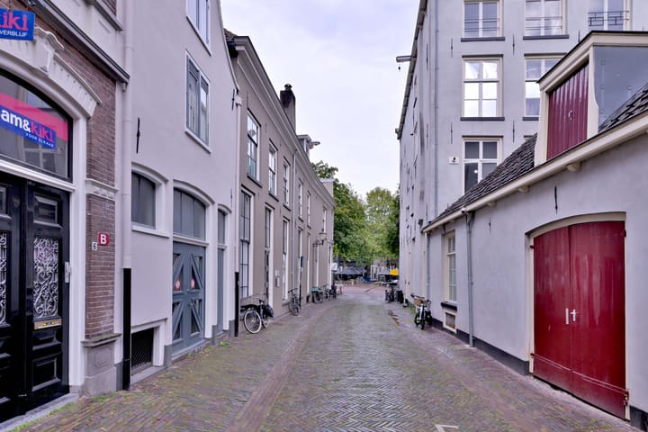 Photo 38 of Menstraat 15-A