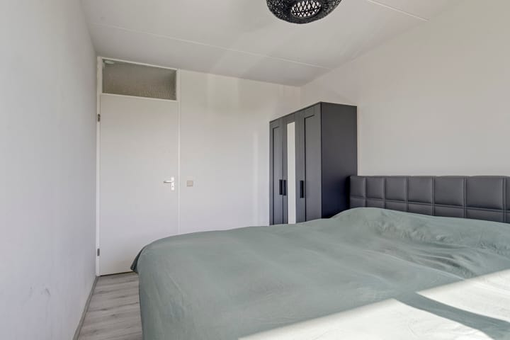 Photo 20 of Staalstraat 140