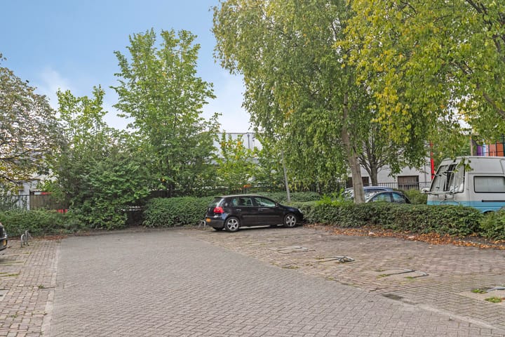 Photo 37 of Staalstraat 140