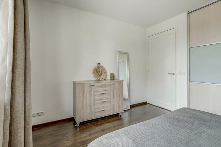 Photo 22 of H.W. van Heelstraat 1-B