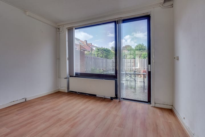 Photo 9 of Van den Broekelaan 3