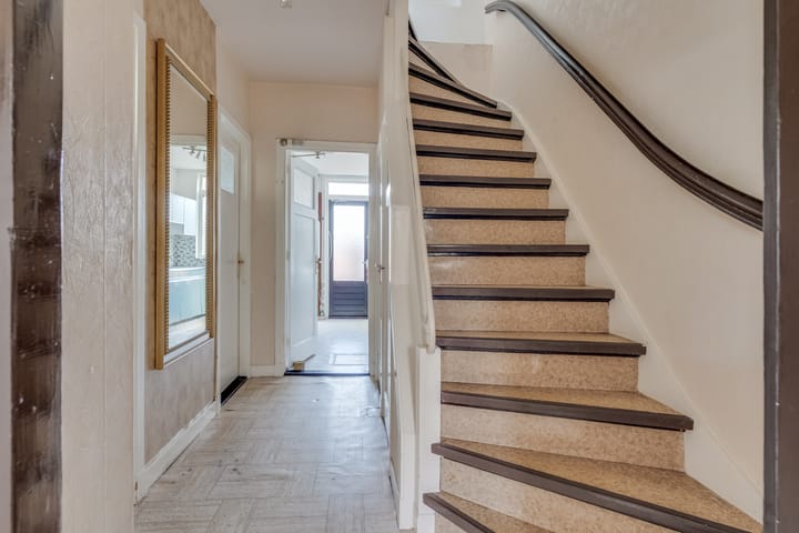 Photo 11 of Van den Broekelaan 3