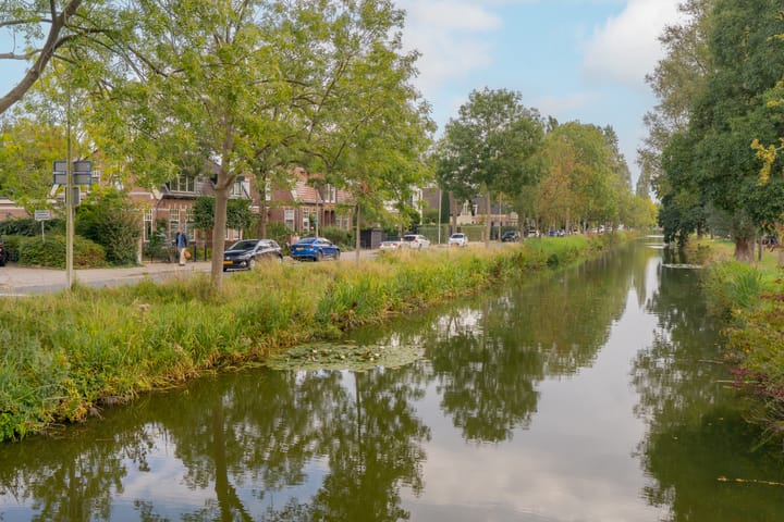 Photo 38 of Van den Broekelaan 3