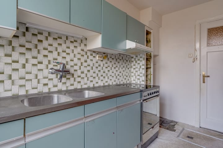 Photo 15 of Van den Broekelaan 3