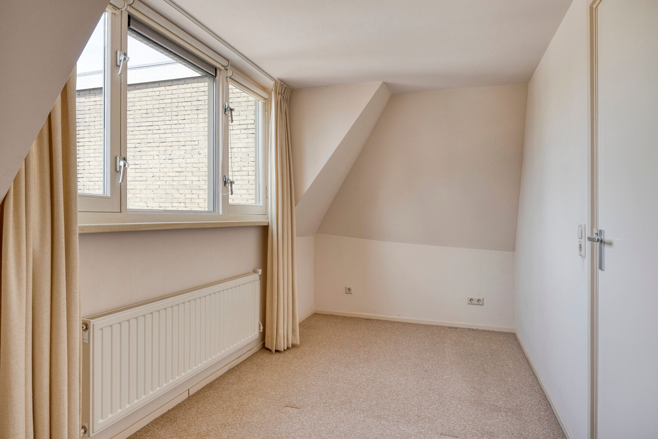 Foto 24 van Gamerschestraat 28