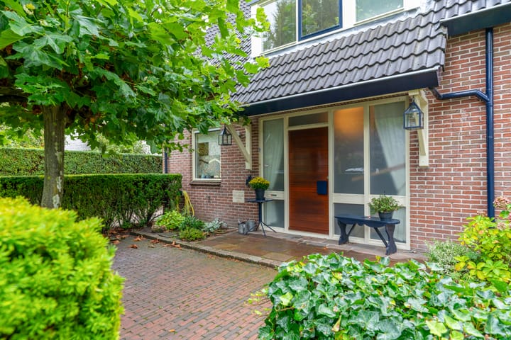 Foto 4 van Bitterschoten 9