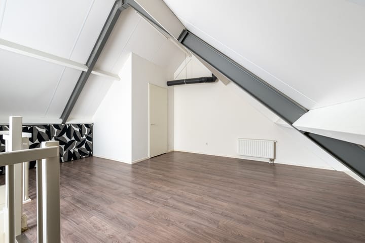 Photo 17 of De Hoef 13