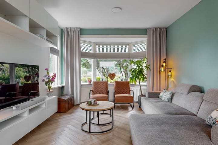 Photo 8 of Kennemerstraatweg 413