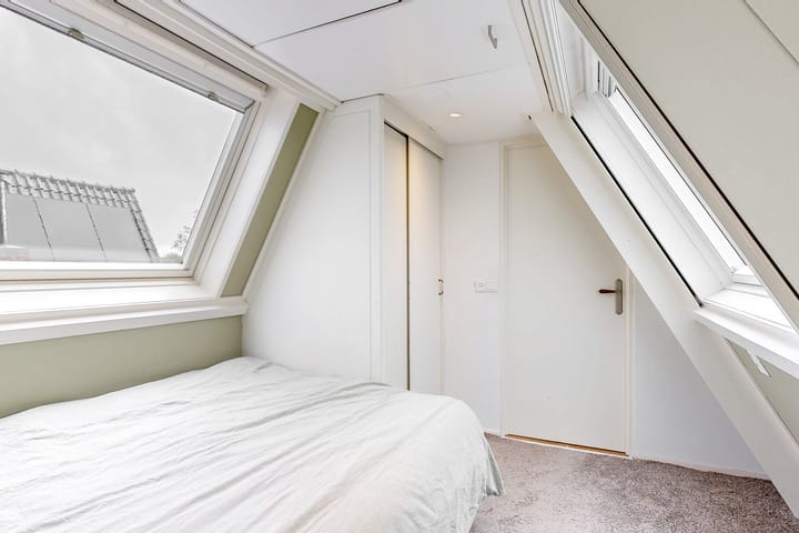 Photo 30 of Kennemerstraatweg 413