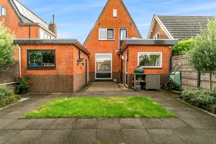 Photo 35 of Kennemerstraatweg 413