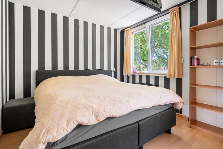 Photo 34 of Achterstraat 30