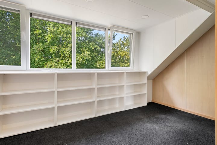 Photo 38 of Achterstraat 30