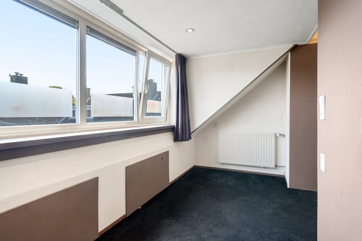 Photo 41 of Achterstraat 30