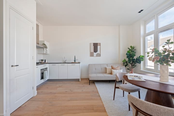 Foto 4 van Sarphatistraat 85-E