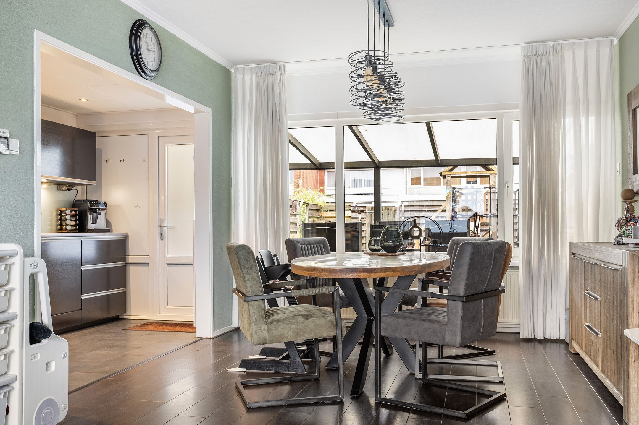 Foto 15 van De Kap 225