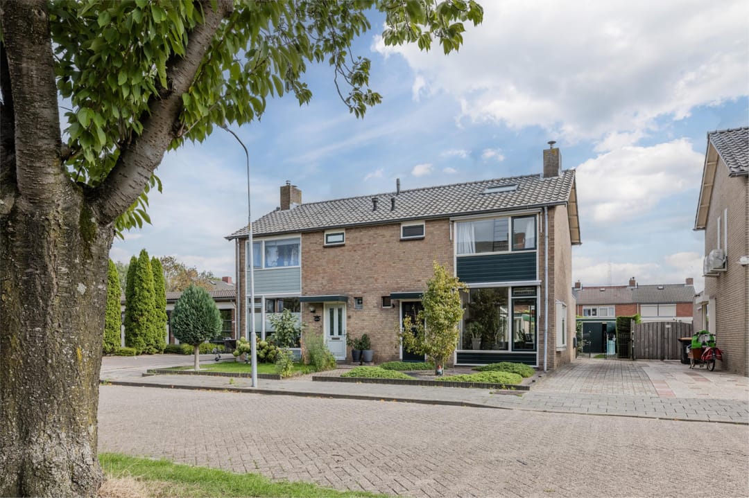 Foto 2 van Wethouder Broekmanstraat 14