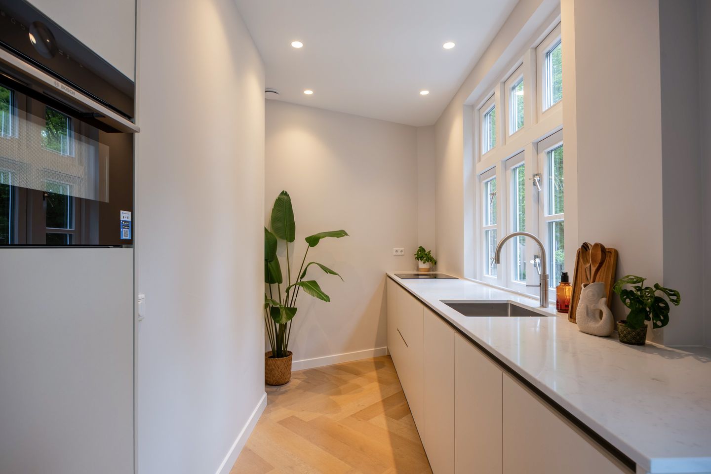 Foto 14 van van Nispenstraat 234