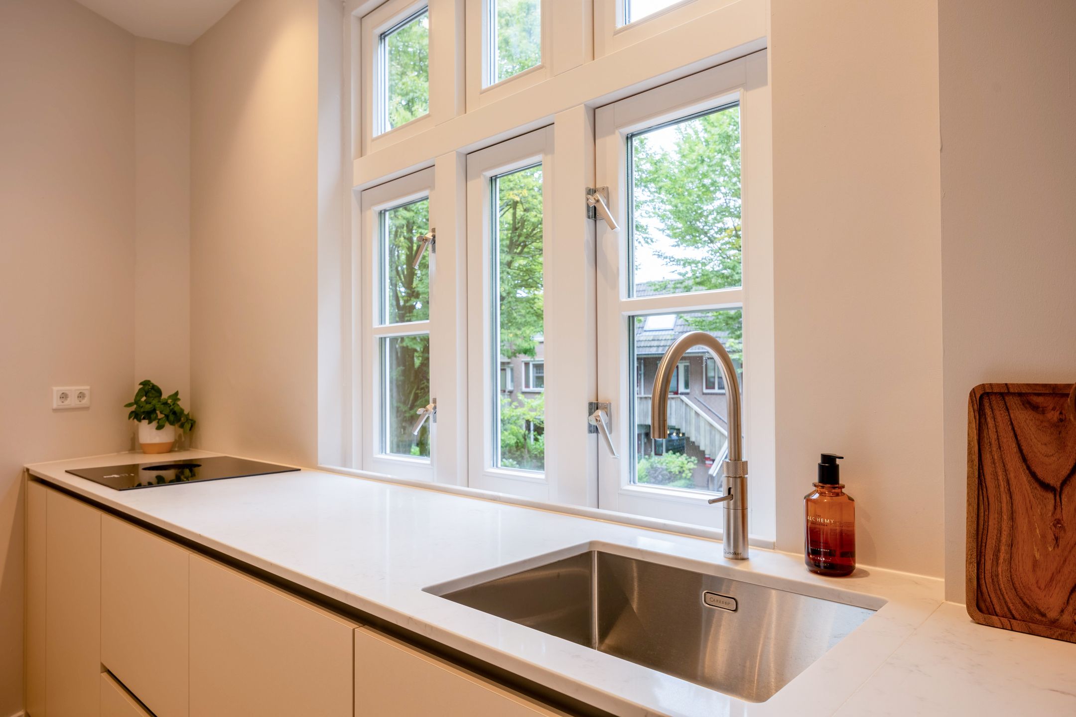 Foto 15 van van Nispenstraat 234