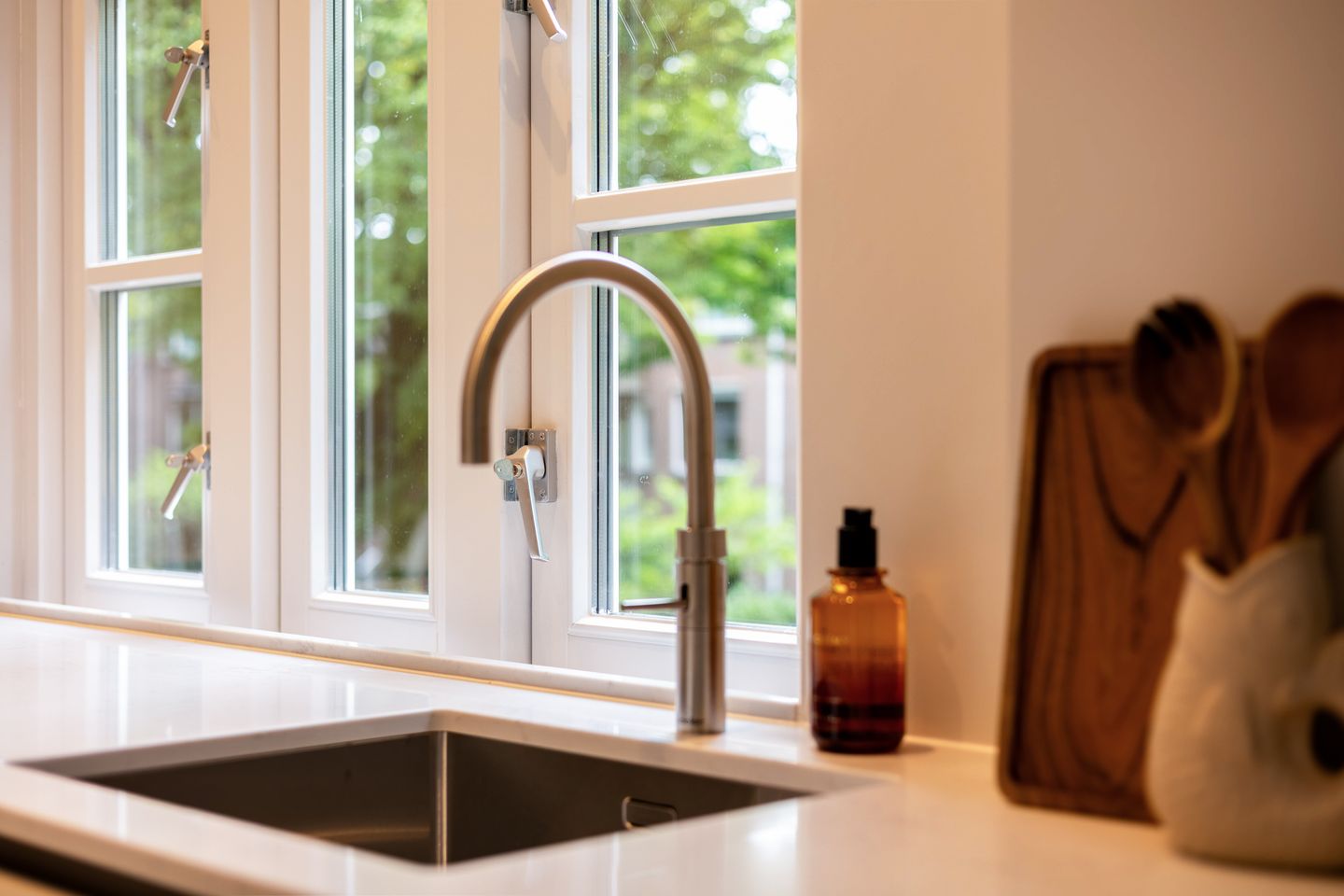 Foto 20 van van Nispenstraat 234