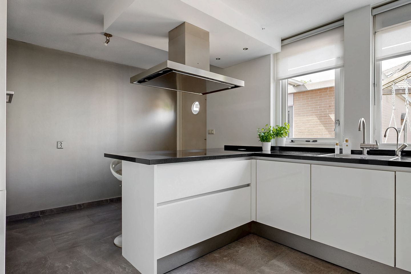 Photo 4 of Boliviastraat 2