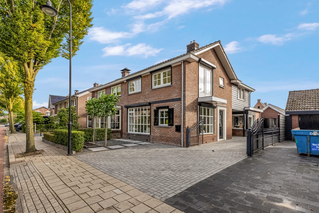 Photo 1 of Dorpsstraat 144