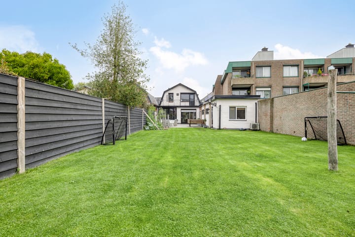 Photo 40 of Schoutenstraat 11