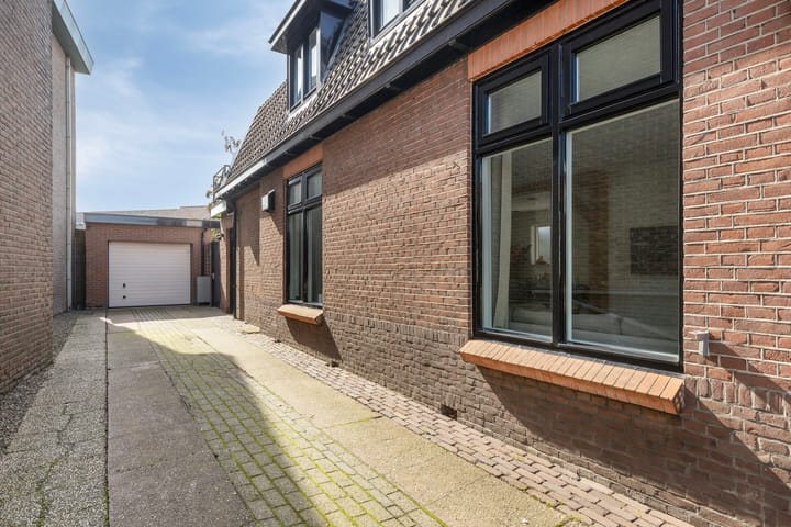 Photo 41 of Schoutenstraat 11