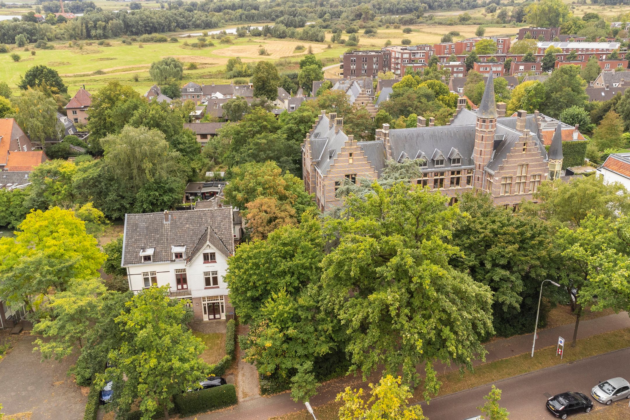 Foto 51 van Generaal Foulkesweg 44