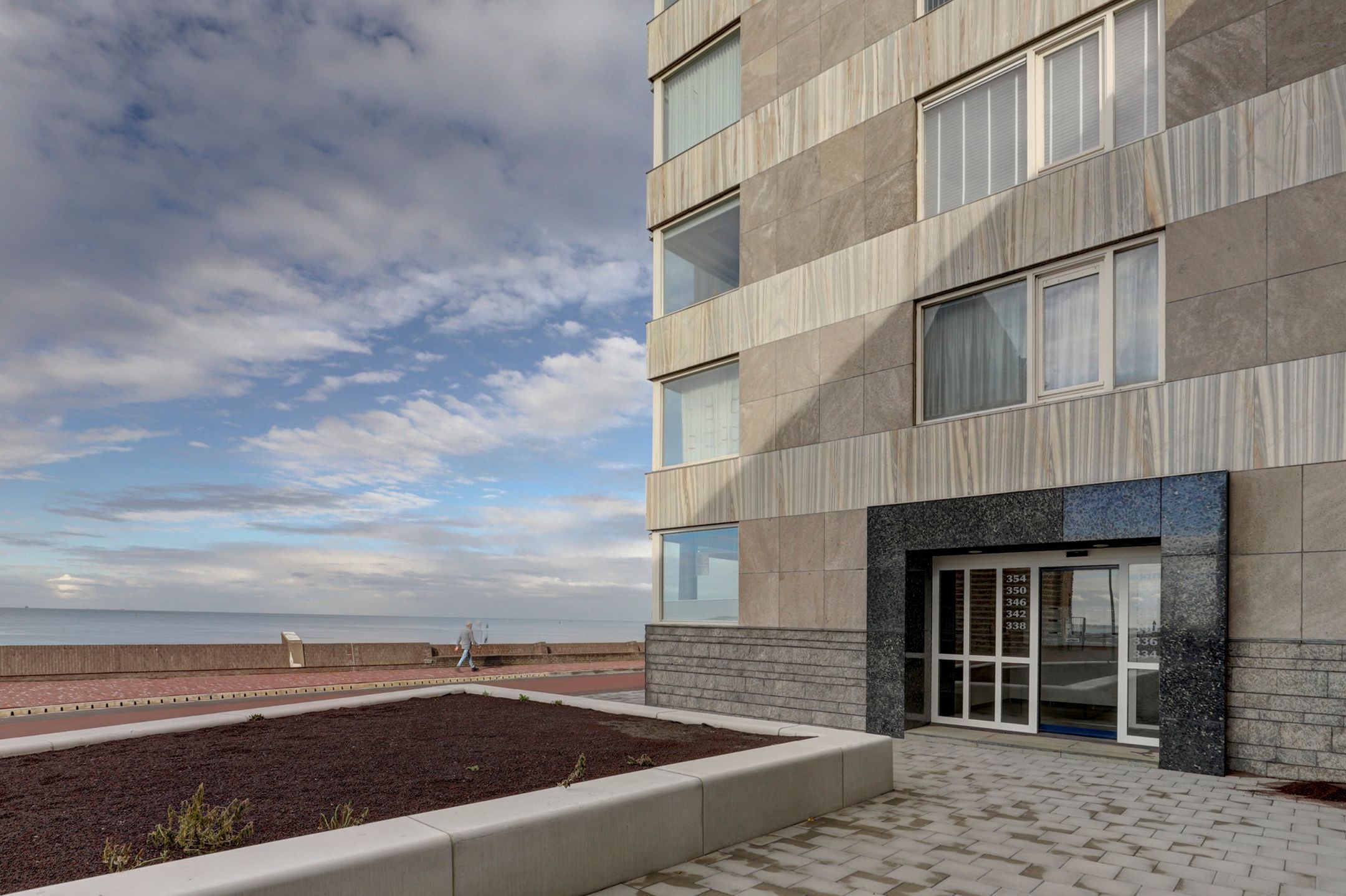 Foto 24 van Boulevard De Ruyter 336