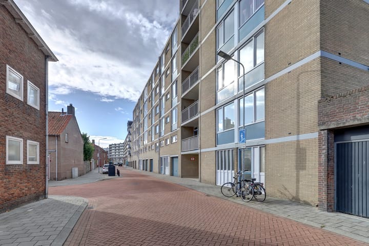 Foto 31 van Boulevard De Ruyter 336