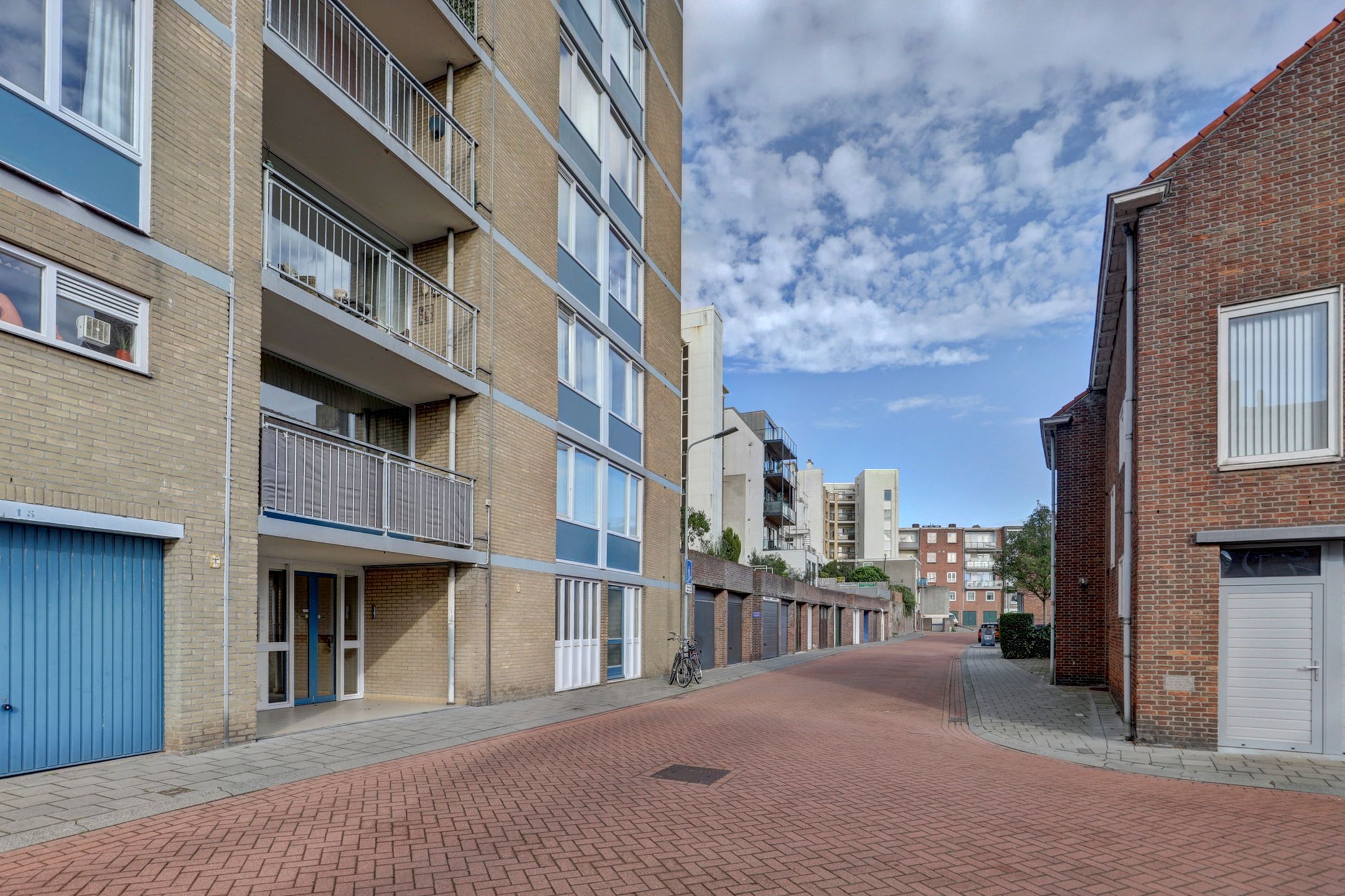 Foto 3 van Boulevard De Ruyter 336