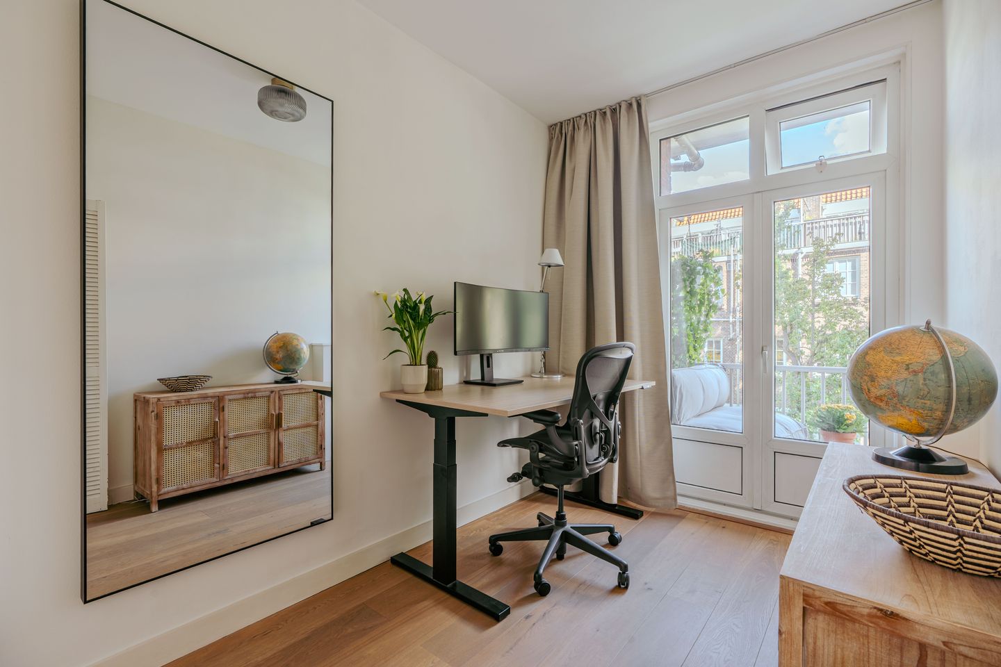 Photo 19 of Roompotstraat 11-1