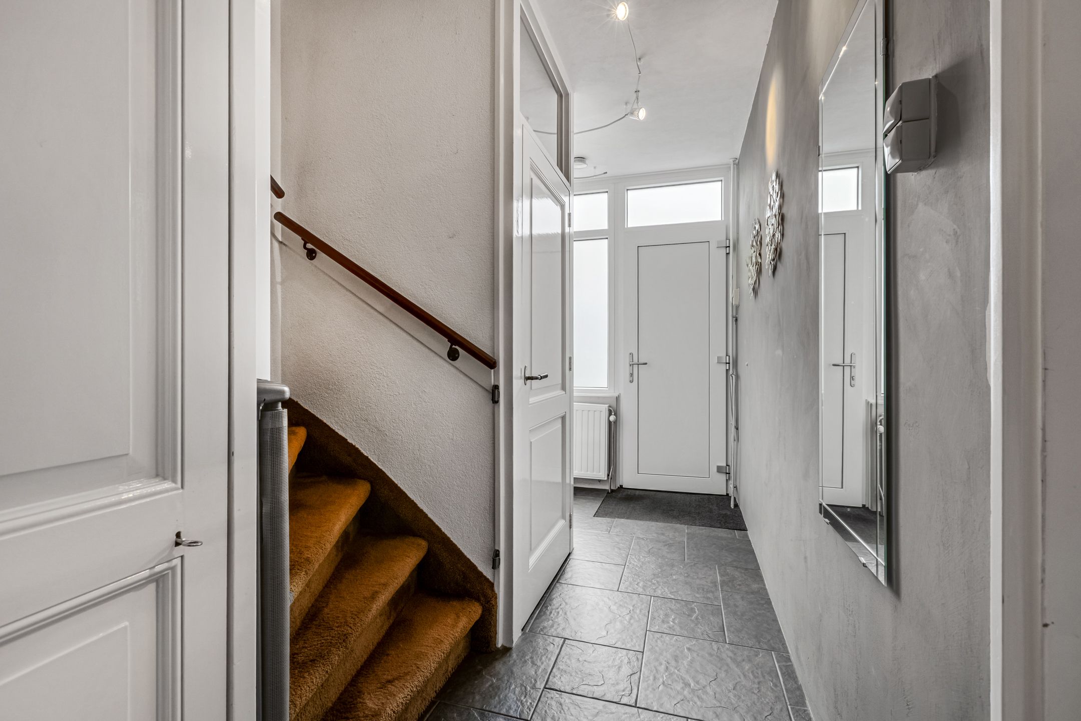 Foto 6 van Burg W E v Weedelaan 7