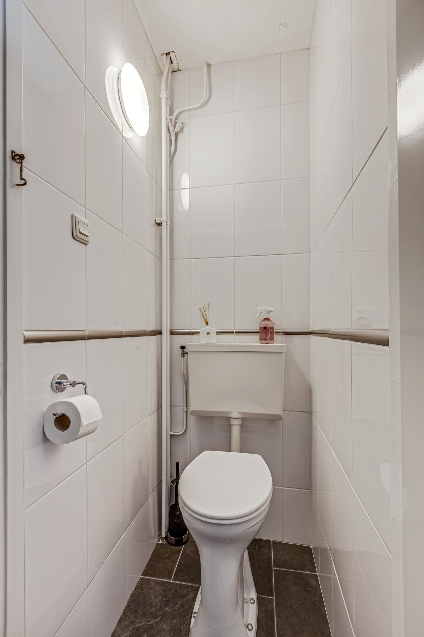 Foto 19 van Burg W E v Weedelaan 7