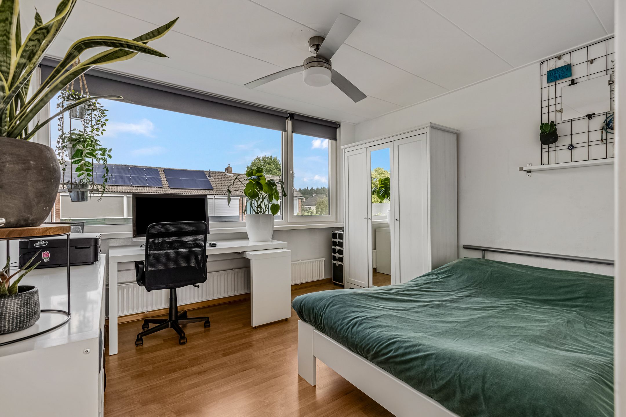 Foto 21 van Burg W E v Weedelaan 7