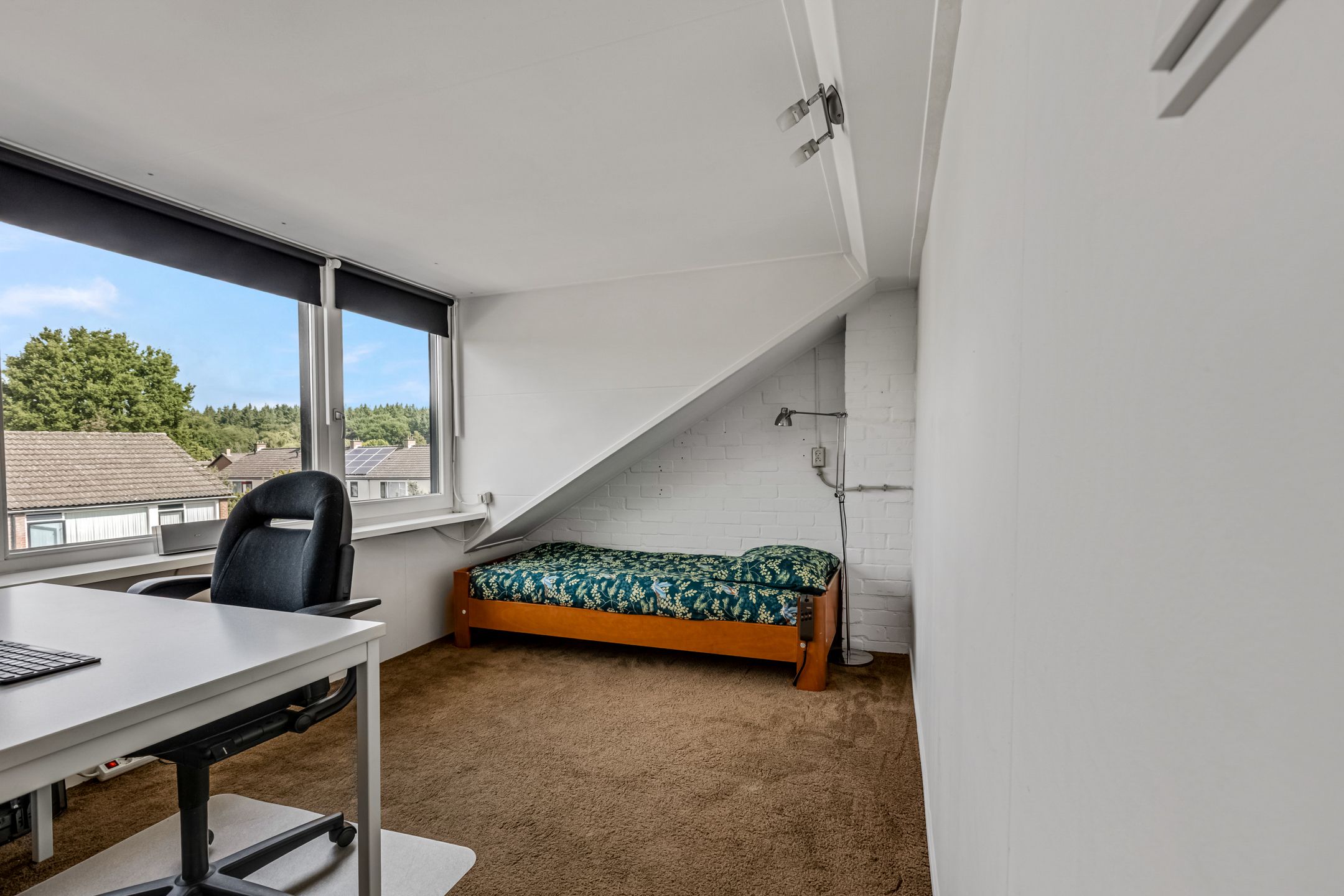 Foto 27 van Burg W E v Weedelaan 7