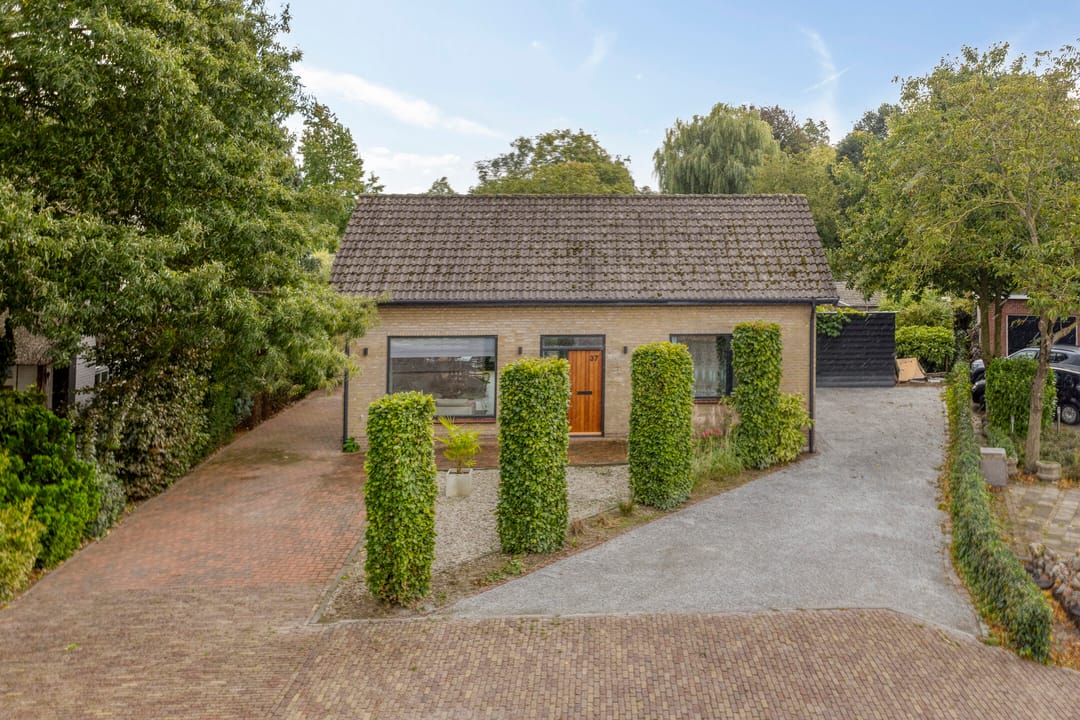 Photo 1 of Rogstraat 37