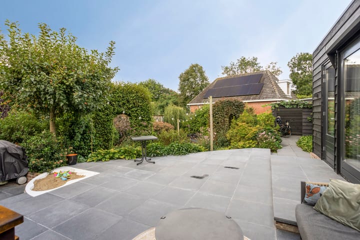 Foto 27 van Rogstraat 37