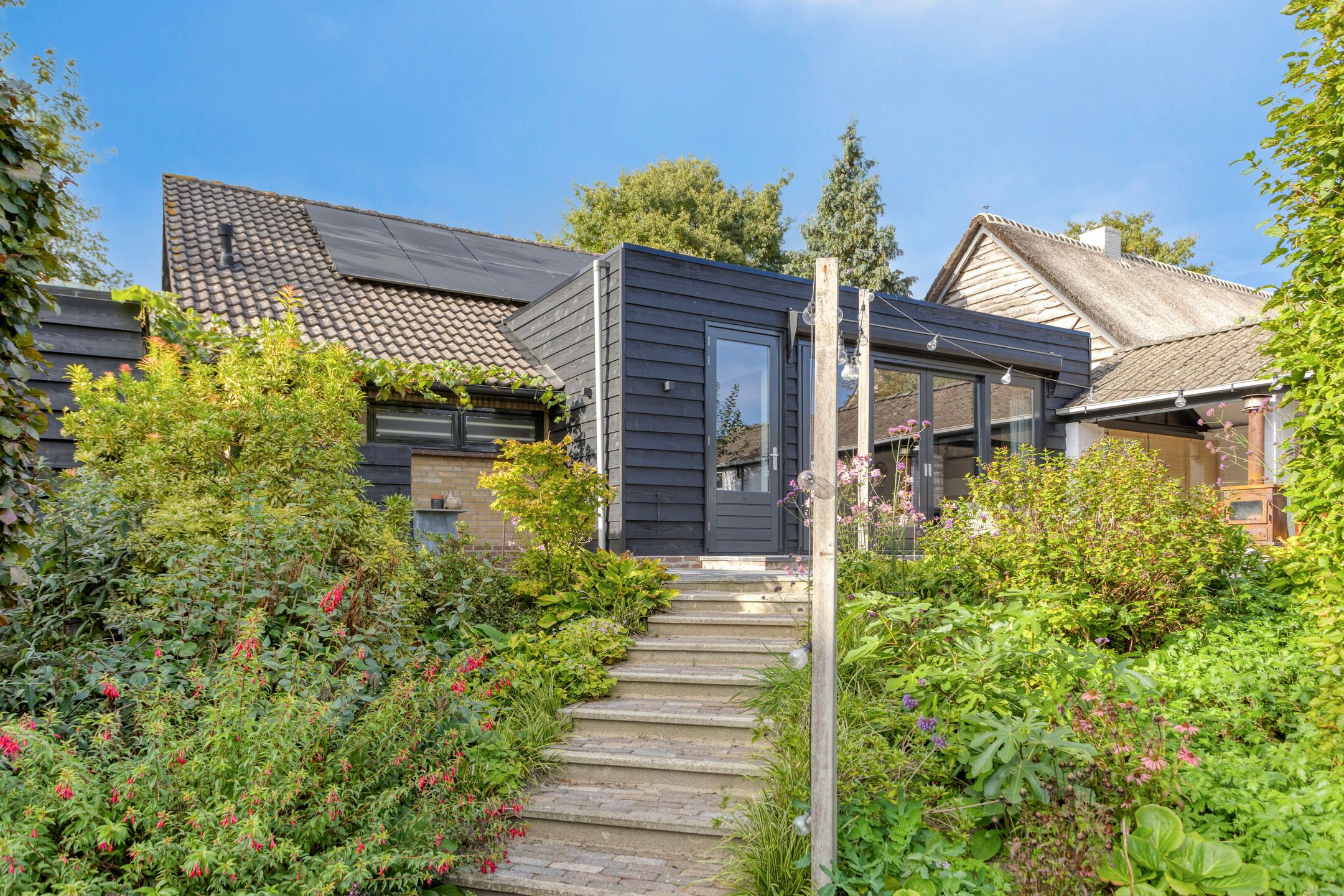 Photo 33 of Rogstraat 37