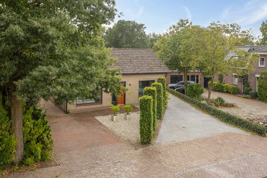 Photo 41 of Rogstraat 37