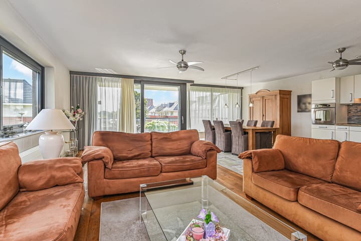 Foto 11 van Waterleliekade 1