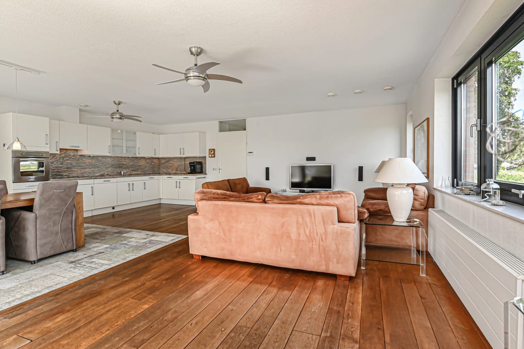 Photo 16 of Waterleliekade 1