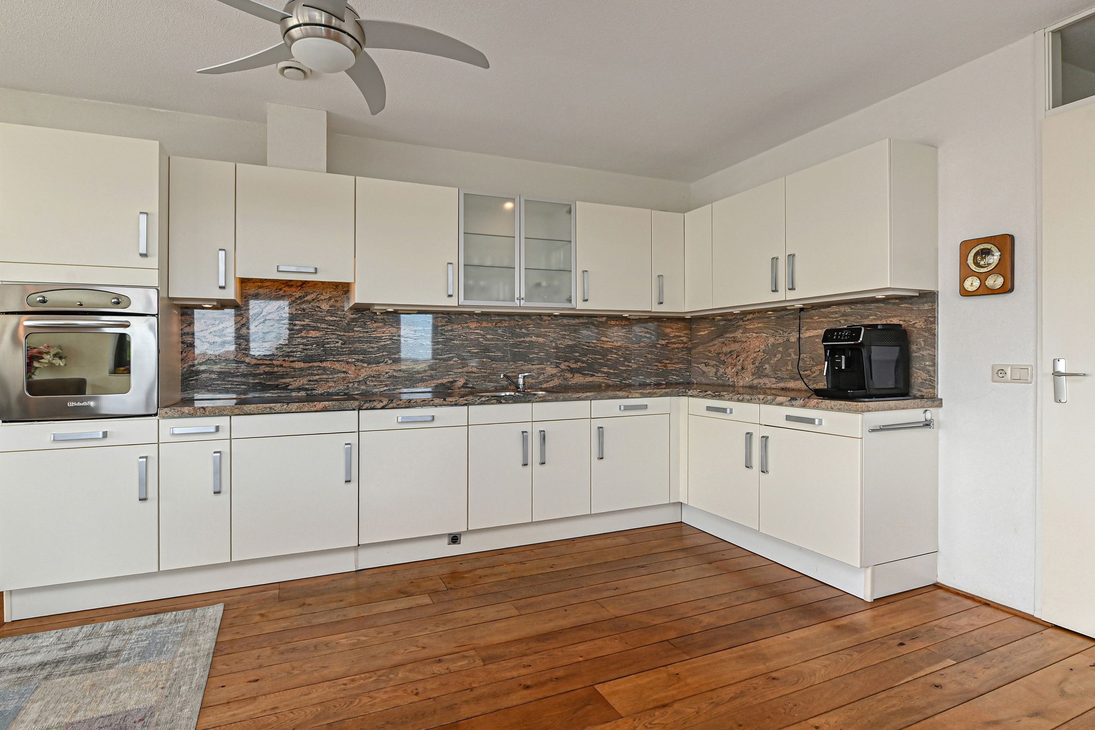 Photo 18 of Waterleliekade 1