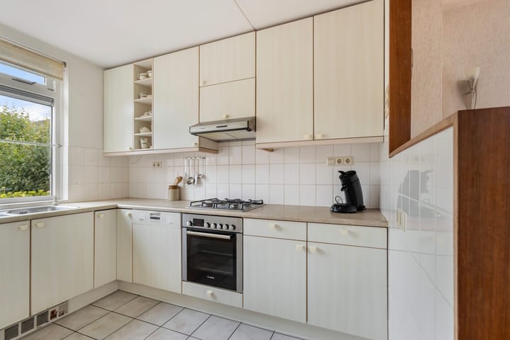 Foto 9 van Korenbloem 1-B