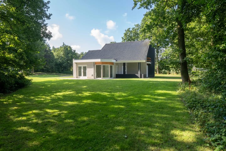 Photo 40 of Hellendoornseweg 36