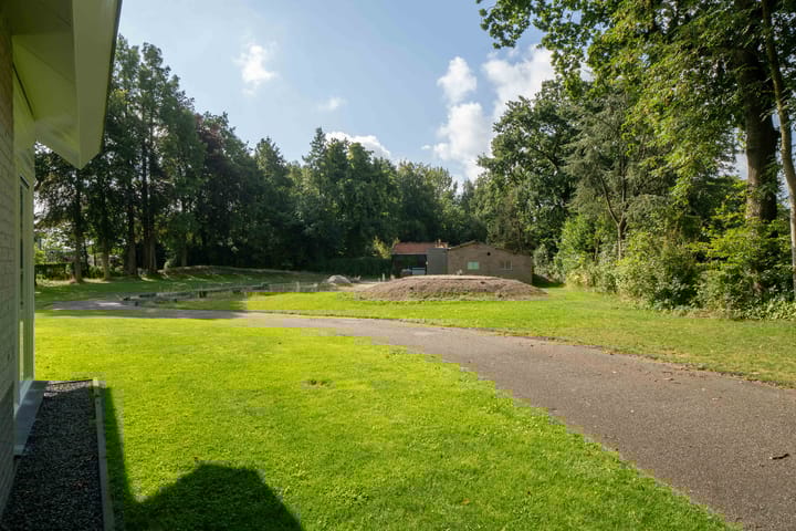 Photo 41 of Hellendoornseweg 36