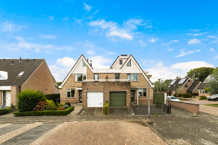 Foto 38 van Korenbloem 1-B