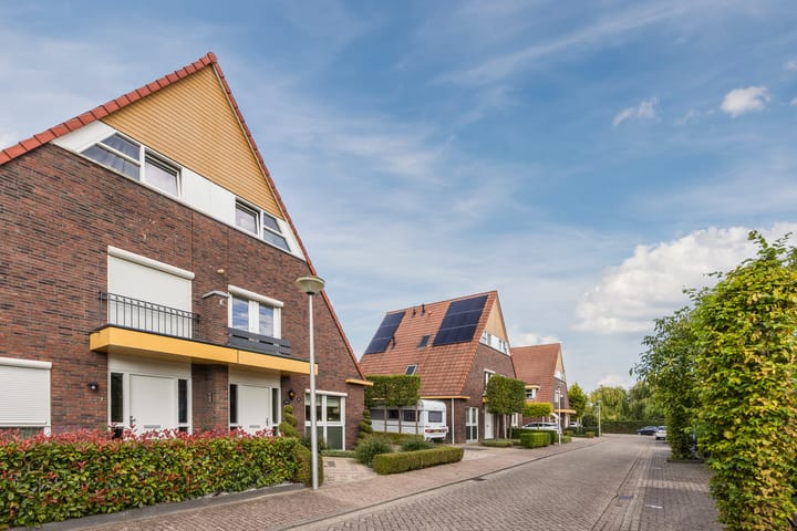 Photo 5 of Piet Stoffelenstraat 16