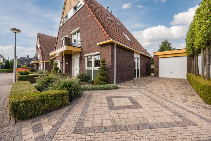 Photo 8 of Piet Stoffelenstraat 16